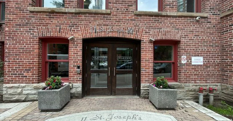 1103-11 St Joseph Street, Toronto, ON, M4Y 3G4