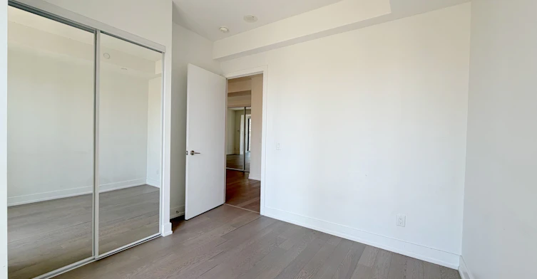 1911-7 Grenville Street, Toronto, ON, M4Y 0E9 - 9