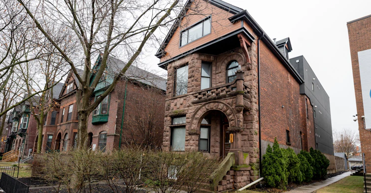 1-608 Spadina Avenue, Toronto, ON, M5S 2H4