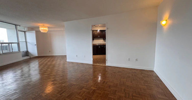 1201-5 Shady Golfway Avenue, Toronto, ON, M3C 3A5 - 3
