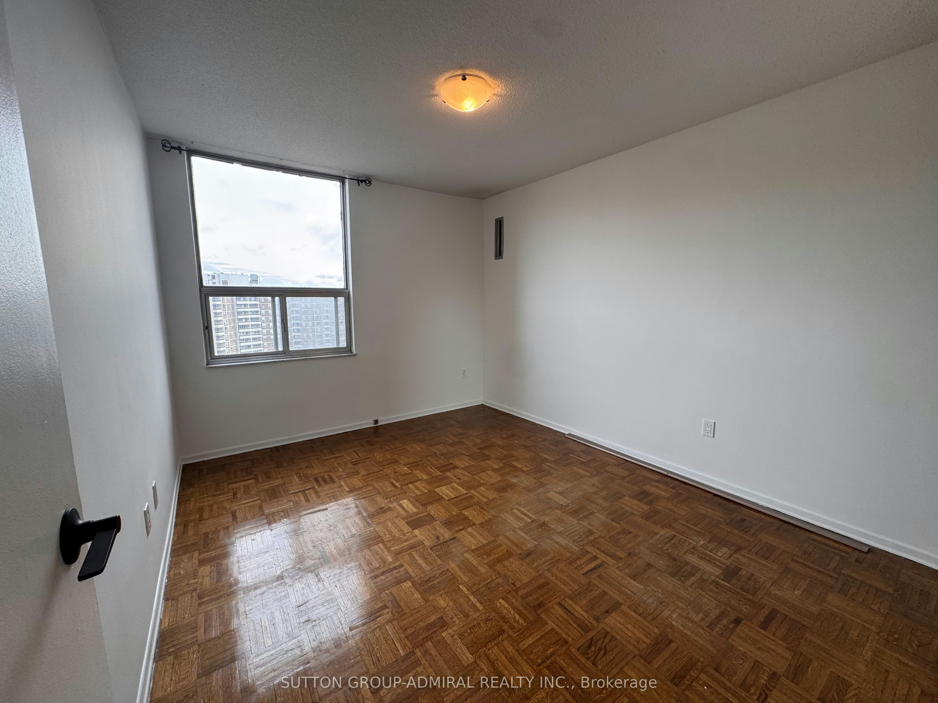 1201-5 Shady Golfway Avenue, Toronto, ON, M3C 3A5 - 10
