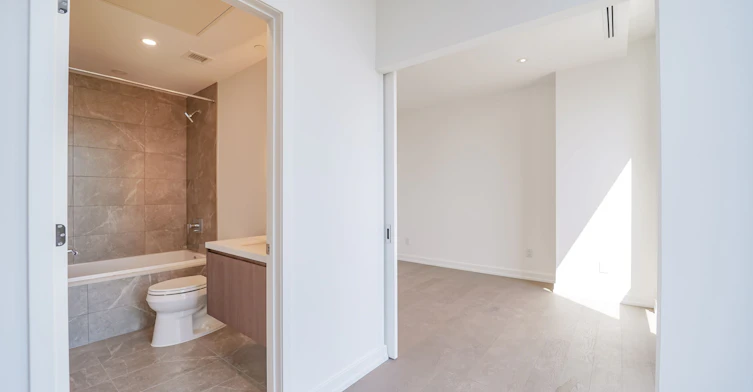 1901-1315 Bay Street, Toronto, ON, M5R 2C4 - 11
