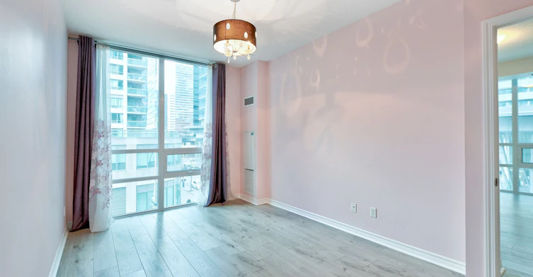 306-19 Grand Trunk Crescent, Toronto, ON, M5J 3A3 - 18