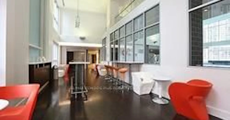 705-218 Queens Quay N/A W, Toronto, ON, M5J 2Y6 - 16