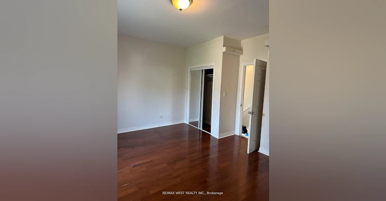 Main-563 Ossington Avenue, Toronto, ON, M6G 3T4 - 10