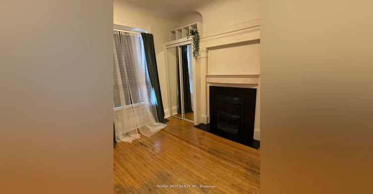 Main-563 Ossington Avenue, Toronto, ON, M6G 3T4 - 17