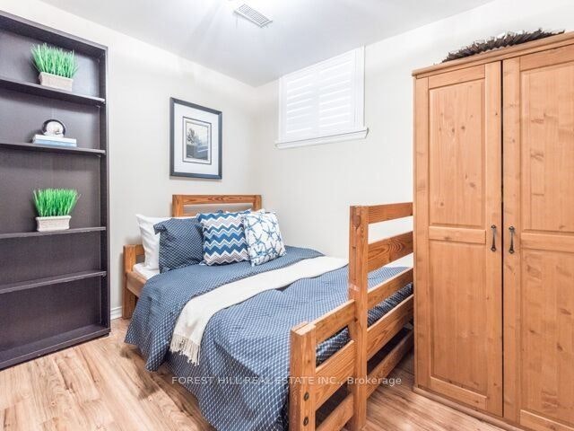 Lower-42 Astley Avenue, Toronto, ON, M4W 3B4 - 5