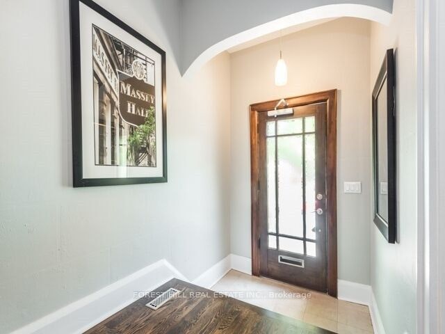 Lower-42 Astley Avenue, Toronto, ON, M4W 3B4 - 2
