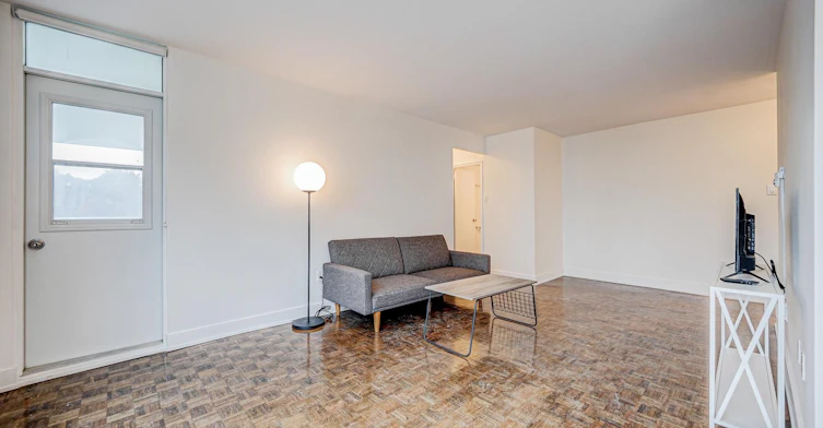301-133 Erskine Avenue, Toronto, ON, M4P 1Y8 - 4