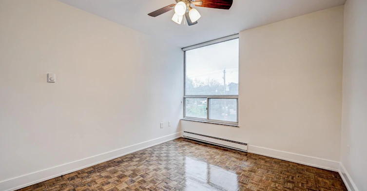 301-133 Erskine Avenue, Toronto, ON, M4P 1Y8 - 9