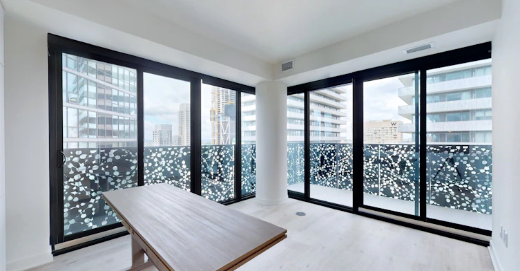 3510-55 Charles Street E, Toronto, ON, M4Y 0J1