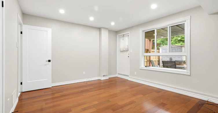 56 Michener Court, Toronto, ON, M6J 3R6 - 4