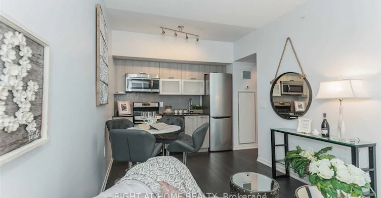 812W-36 Lisgar Street, Toronto, ON, M6J 0C7