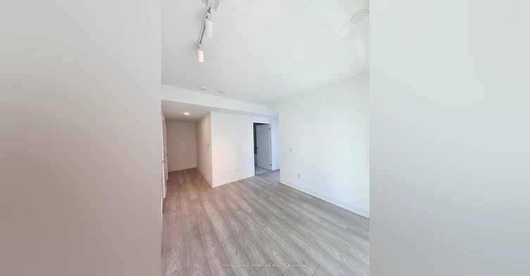 3006-252 Church Street, Toronto, ON, M5B 0E6 - 2