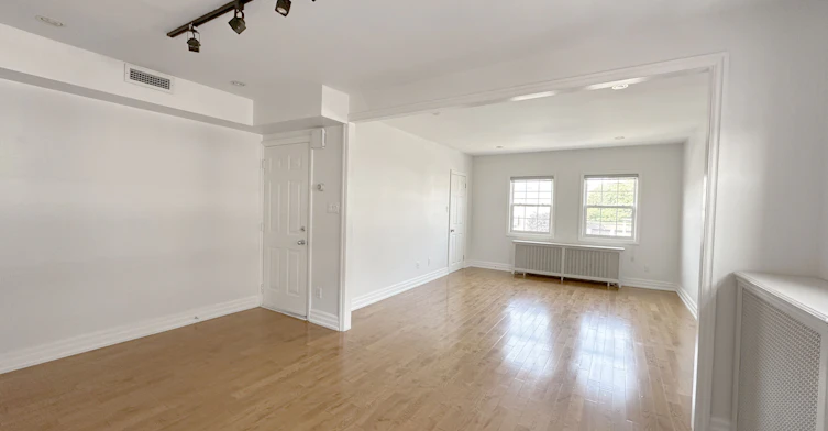 2 (Upper)-1003 Avenue Road, Toronto, ON, M5P 2K9 - 2
