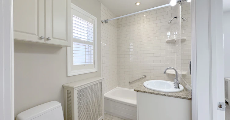 2 (Upper)-1003 Avenue Road, Toronto, ON, M5P 2K9 - 20