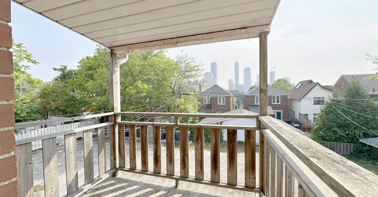2 (Upper)-1003 Avenue Road, Toronto, ON, M5P 2K9 - 18