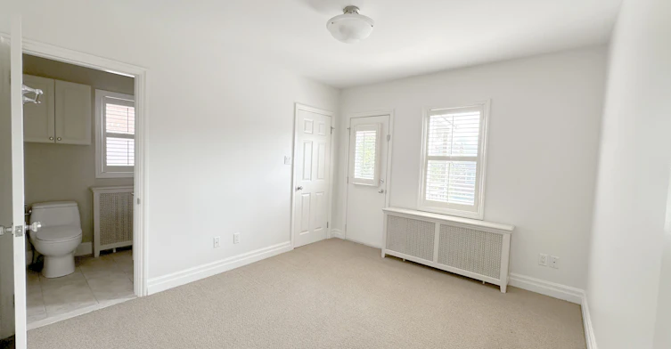 2 (Upper)-1003 Avenue Road, Toronto, ON, M5P 2K9 - 14