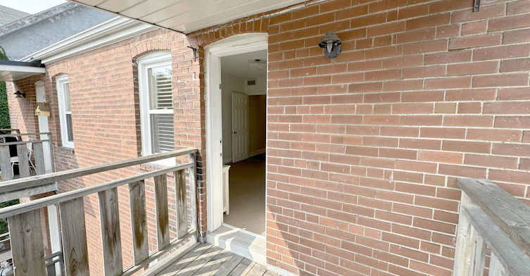2 (Upper)-1003 Avenue Road, Toronto, ON, M5P 2K9 - 19