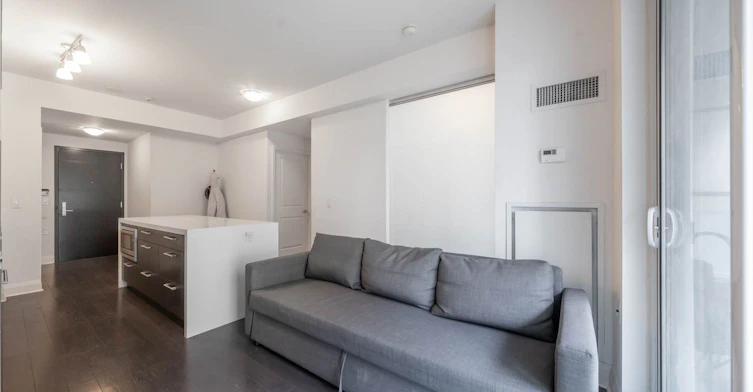 901-1080 Bay Street, Toronto, ON, M5S 0A6 - 5
