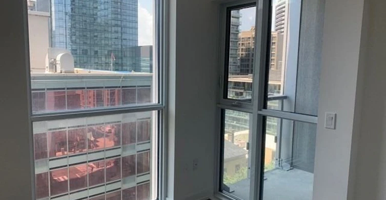 705-1 Yorkville Avenue, Toronto, ON, M4W 1L1 - 33