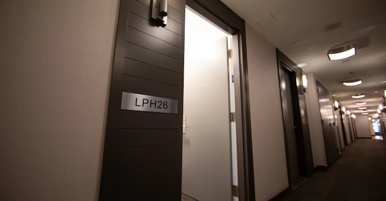 LPH 26-21 Nelson Street, Toronto, ON, M5V 1T8 - 4
