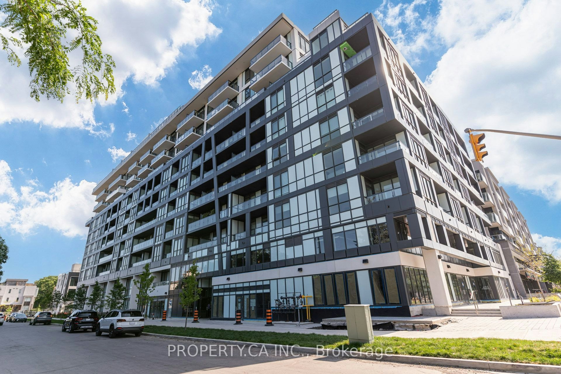 106-6 Greenbriar Road, Toronto, ON, M2K 0H6 - 3
