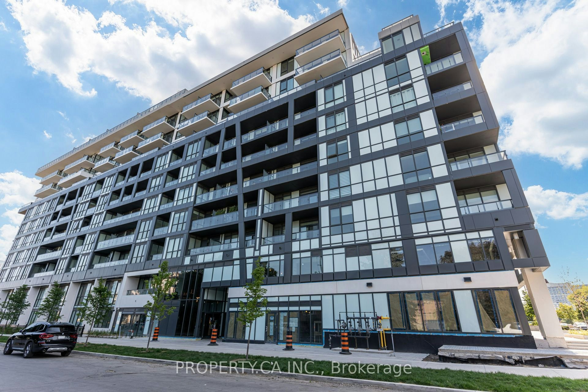 106-6 Greenbriar Road, Toronto, ON, M2K 0H6 - 2