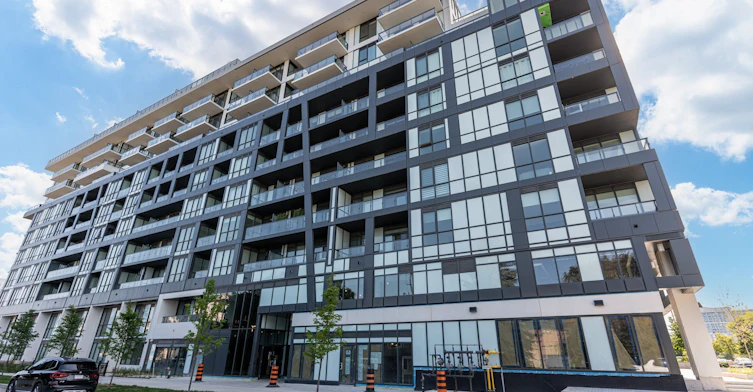 106-6 Greenbriar Road, Toronto, ON, M2K 0H6 - 2