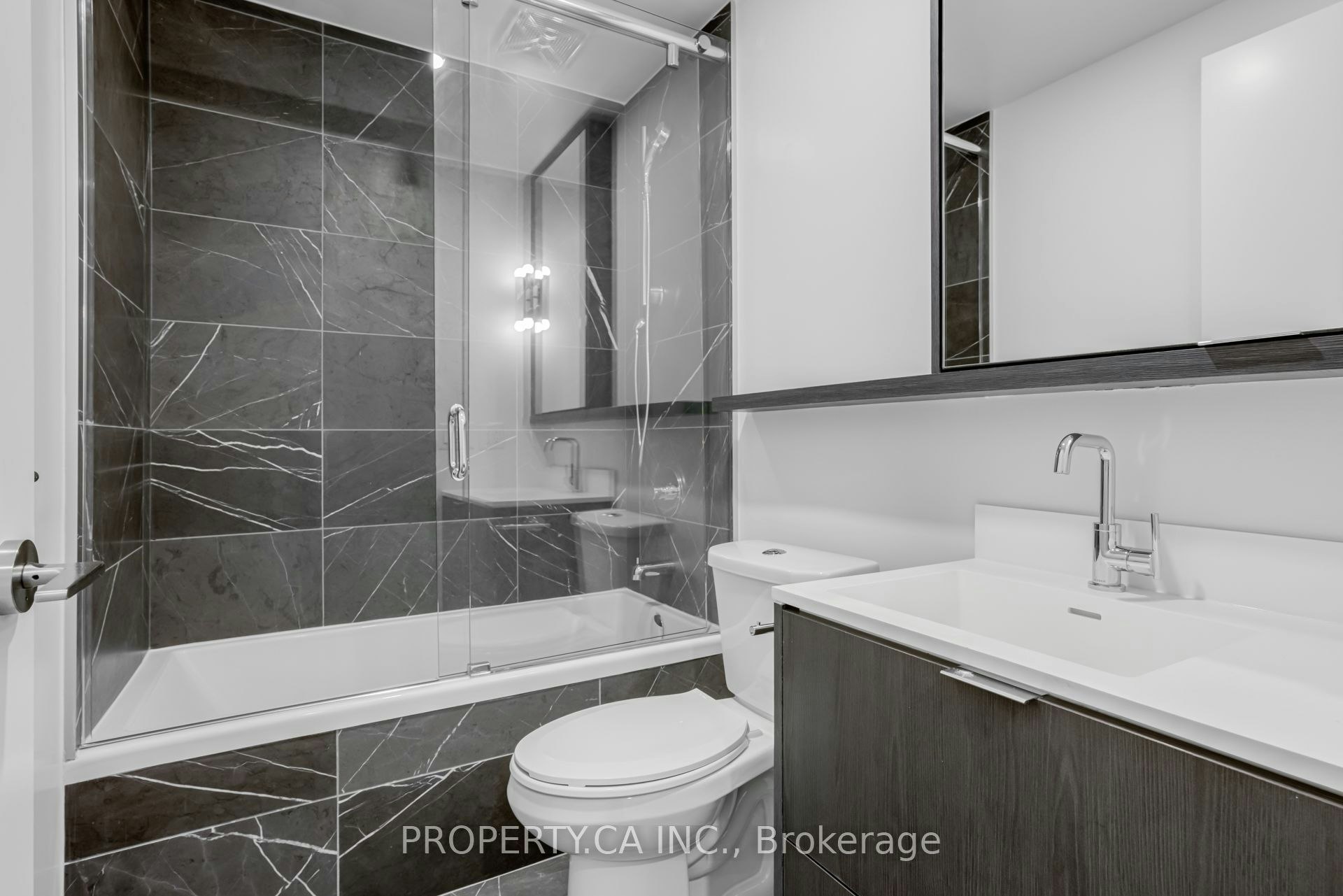 106-6 Greenbriar Road, Toronto, ON, M2K 0H6 - 21