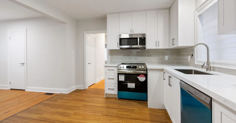 Main-39 Laurelcrest Avenue, Toronto, ON, M3H 2A7 - 5