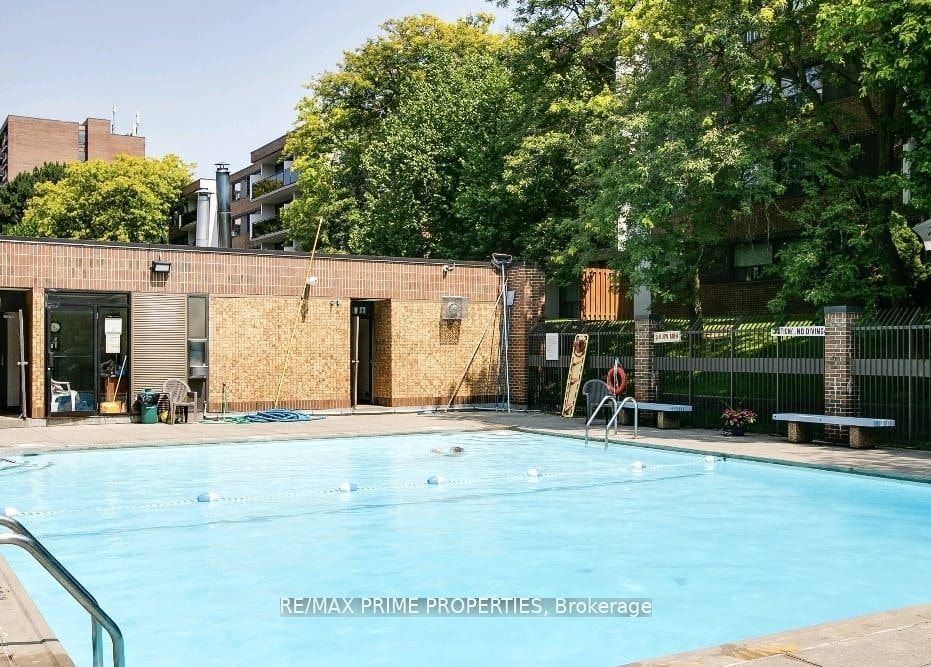#214-10 Sunrise Avenue, Toronto, ON, M4A 2R1 - 11