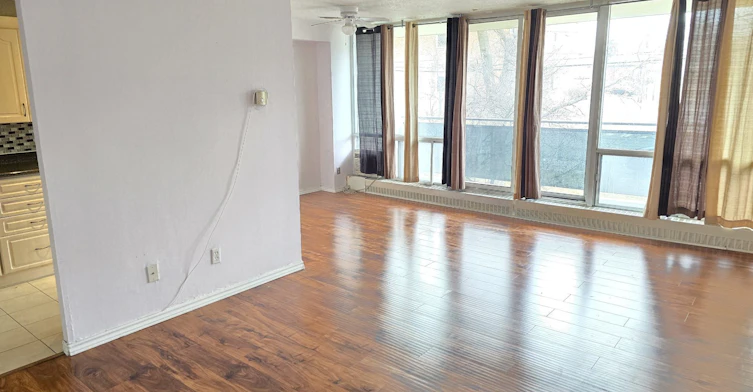 #214-10 Sunrise Avenue, Toronto, ON, M4A 2R1 - 5