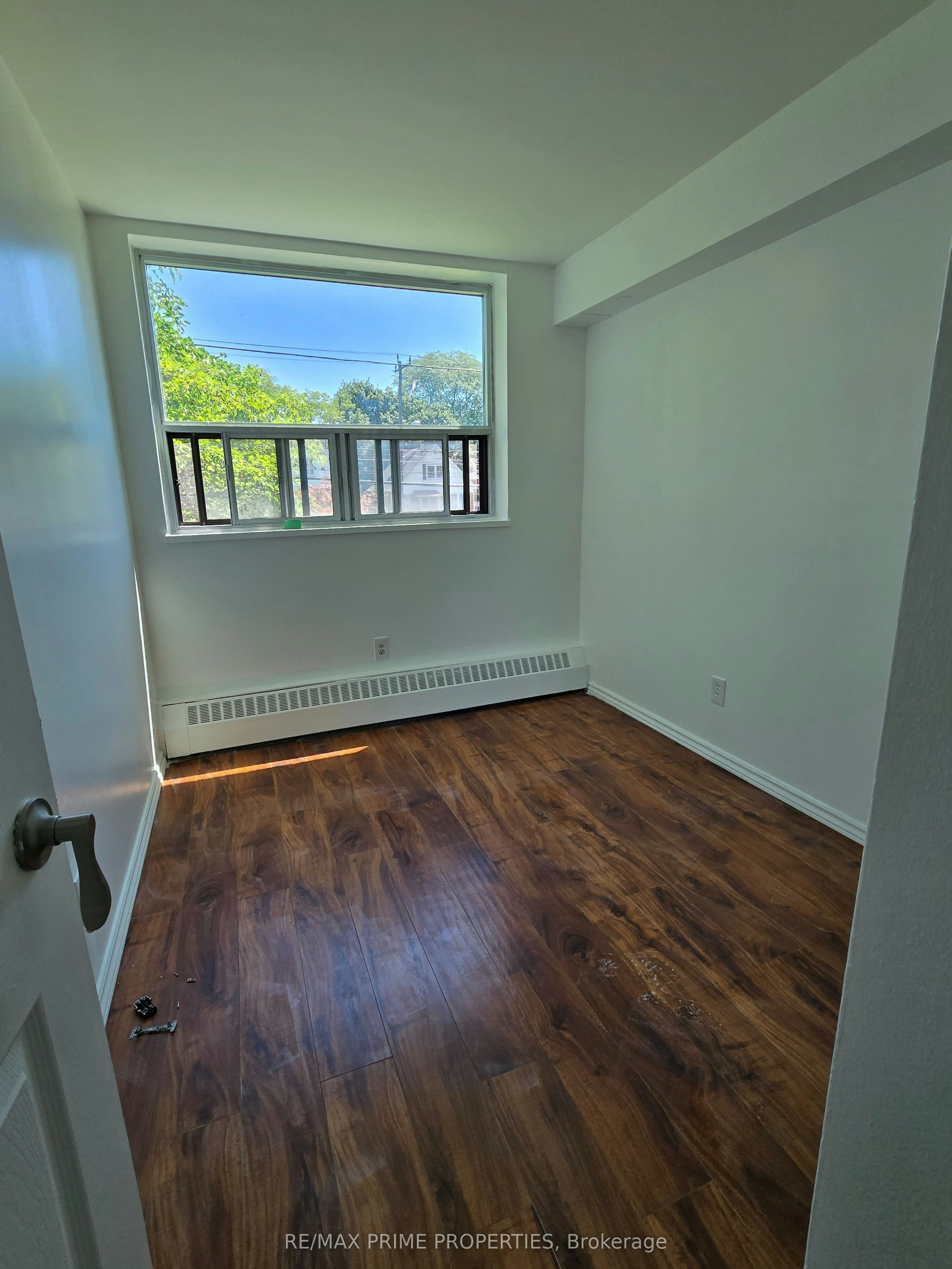 #214-10 Sunrise Avenue, Toronto, ON, M4A 2R1 - 8