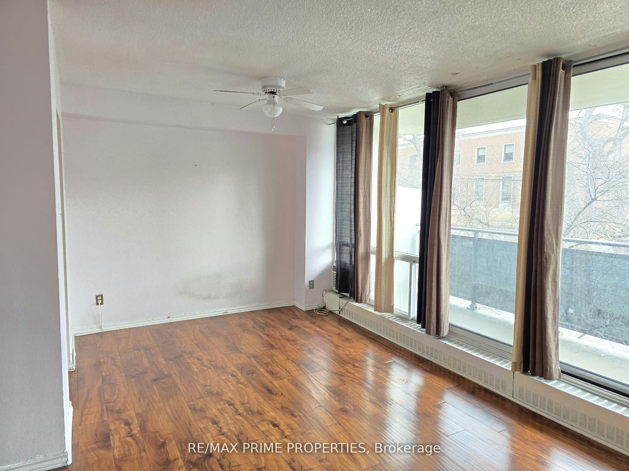 #214-10 Sunrise Avenue, Toronto, ON, M4A 2R1 - 7