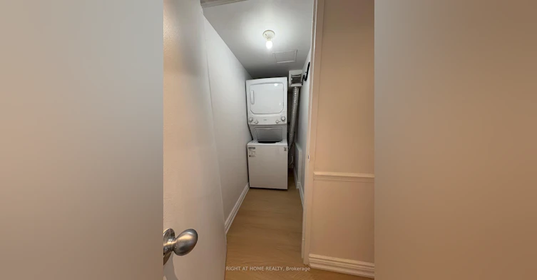2309-633 Bay Street, Toronto, ON, M5G 2G4 - 13