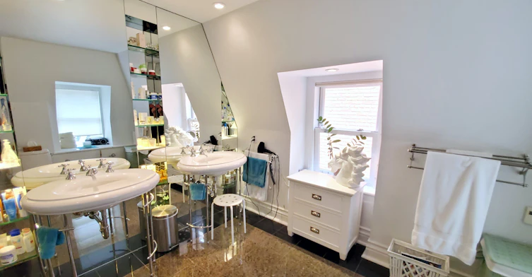 Upper-47 Gloucester Street, Toronto, ON, M4Y 1L8 - 21