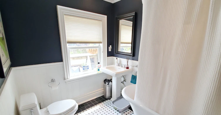 Upper-47 Gloucester Street, Toronto, ON, M4Y 1L8 - 13