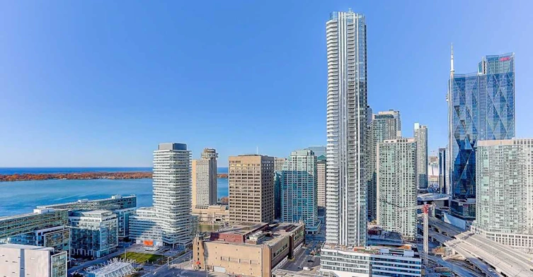 3215-138 Downes Street, Toronto, ON, M2E 0E4 - 4