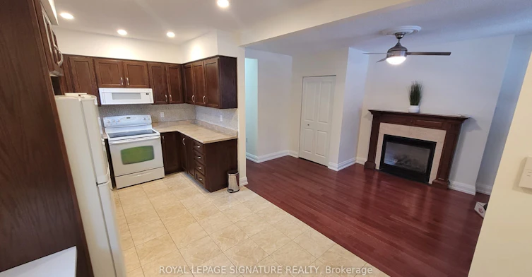 1 Roseneath Gardens, Toronto, ON, M6C 3X5 - 3