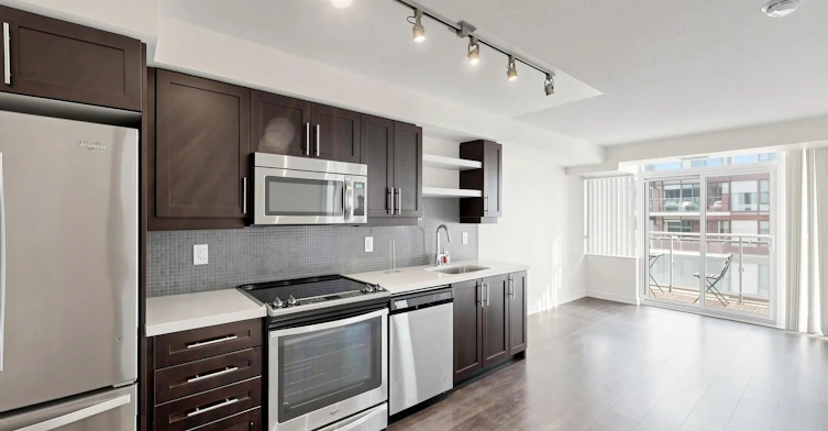 1634-525 Adelaide Street, Toronto, ON, M5V 1T6 - 3