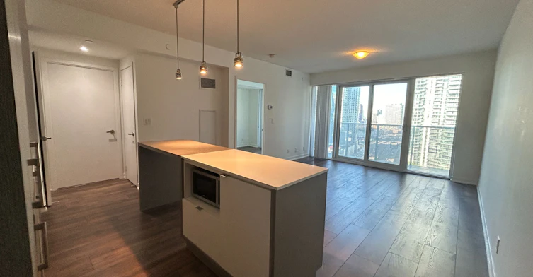 2006-100 Harbour Street, Toronto, ON, M5J 0B5 - 2