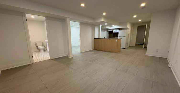 Basement-24 Fenelon Drive, Toronto, ON, M3A 3K3 - 2