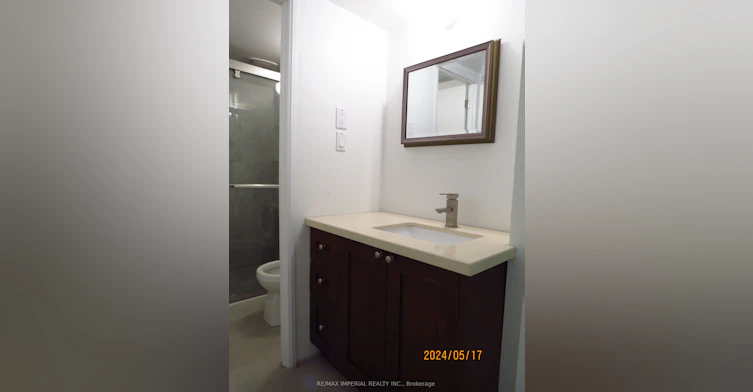 47 Kempsell Crescent, Toronto, ON, M2J 2Z6 - 6