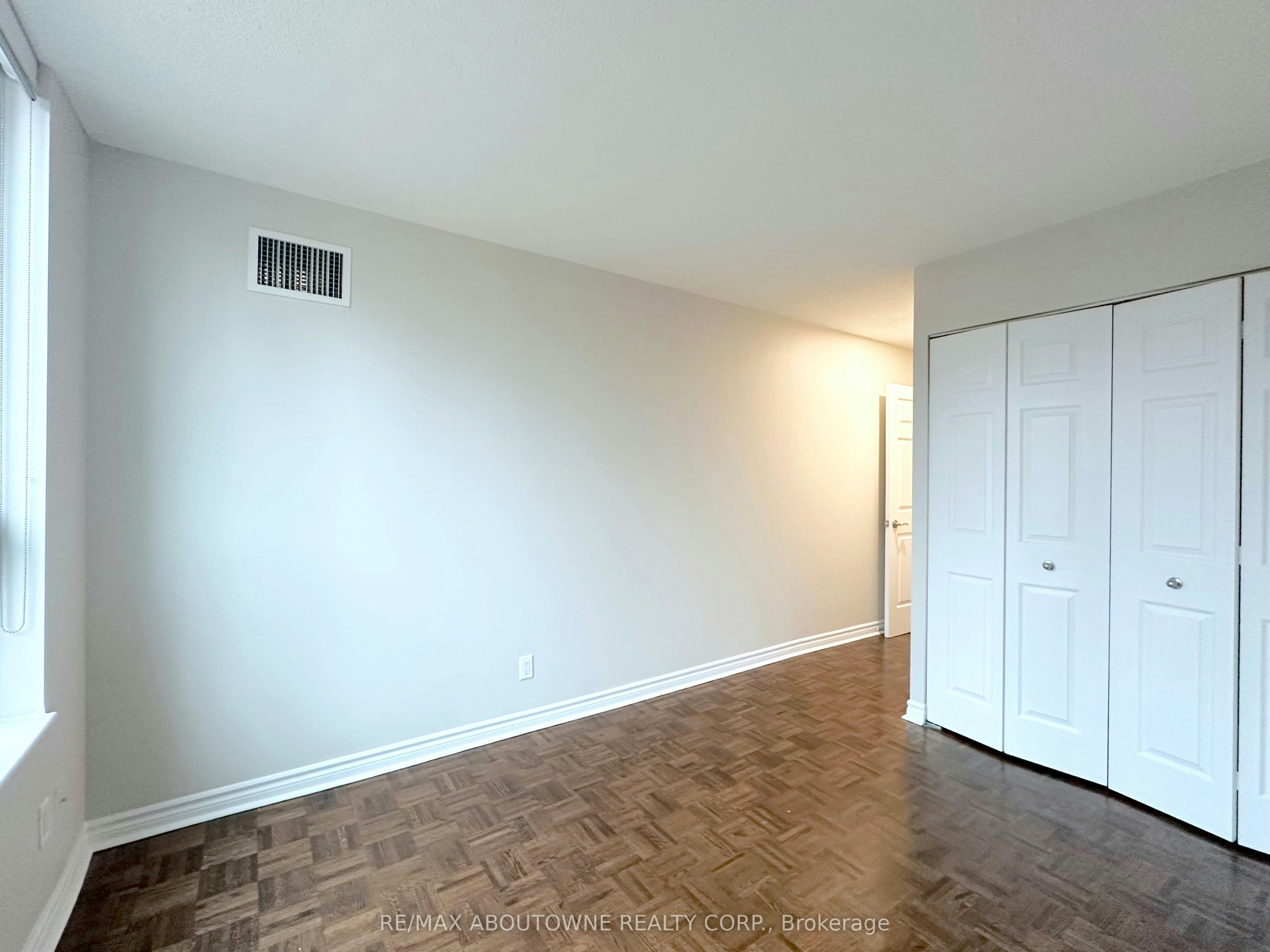 104-17 Brookbanks Drive, Toronto, ON, M3A 3R9 - 8