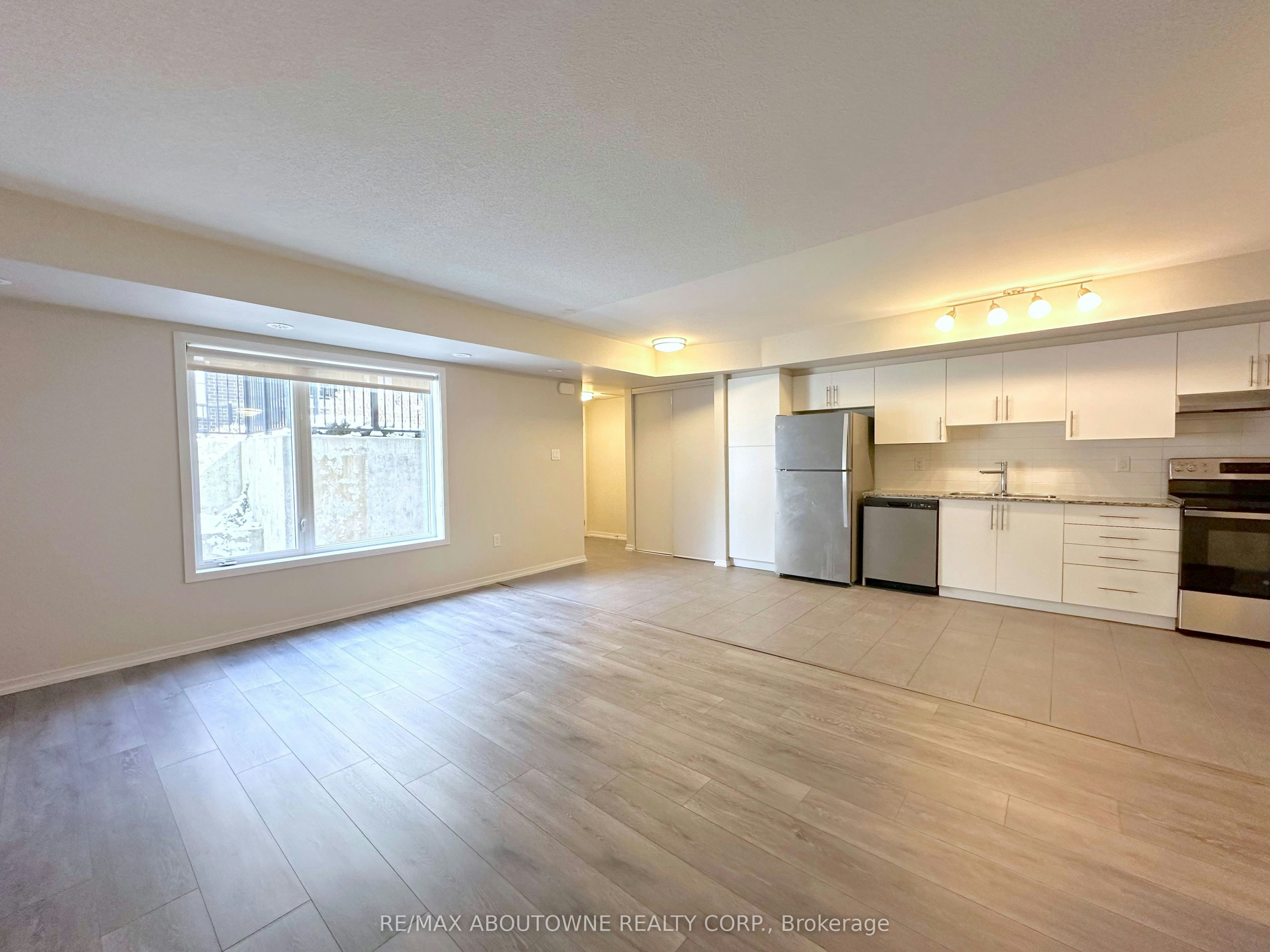 513-35 Valley Woods Road, Toronto, ON, M3A 2R5 - 5