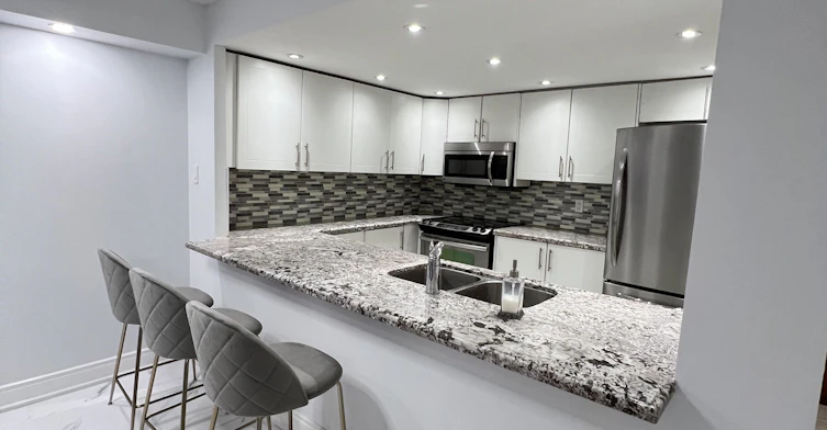 207-33 University Avenue, Toronto, ON, M5J 2S7 - 7