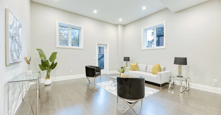 7 Becky Cheung Court, Toronto, ON, M2M 2E7 - 24