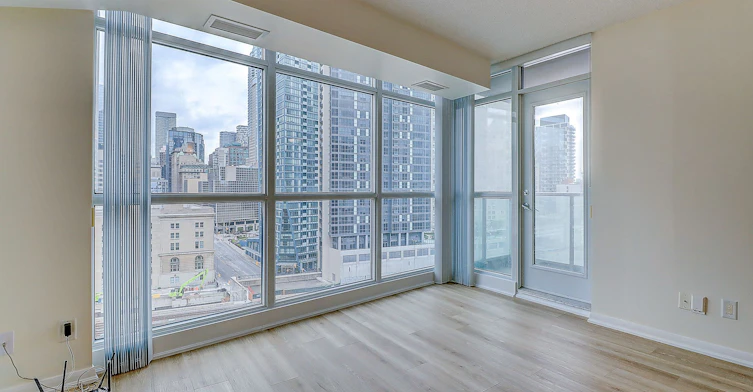 1305-18 Yonge Street, Toronto, ON, M5E 1Z8 - 3