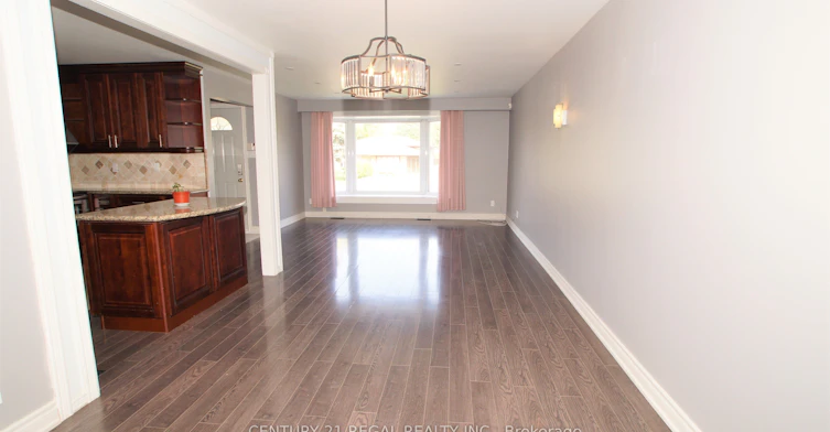 Main-32 Niantic Crescent, Toronto, ON, M3A 2H7 - 5